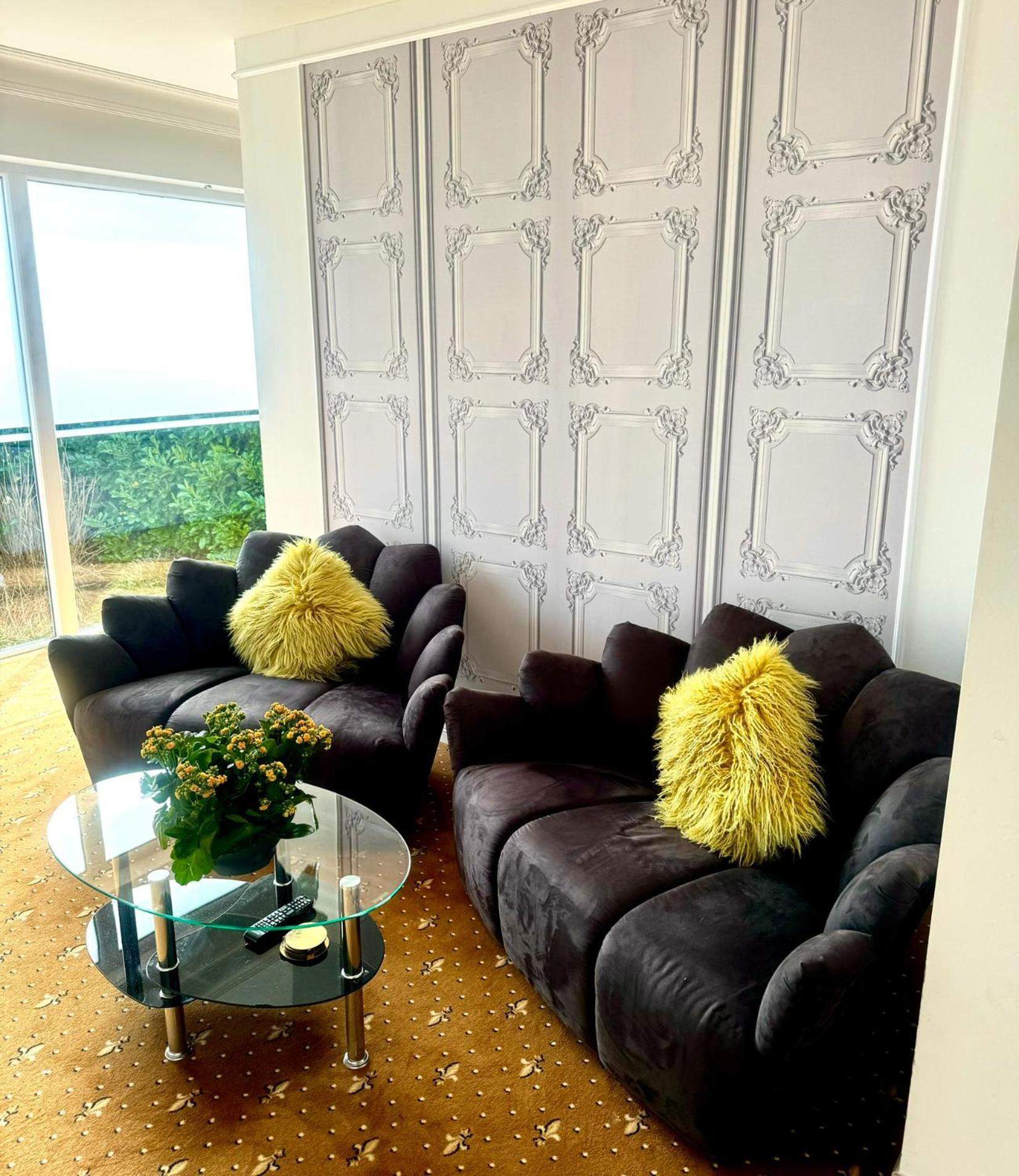 Tiffany'S Ferienapartments Sind Alles, Ausser... Gewoehnlich!!! Тиммендорфер-Штранд Экстерьер фото