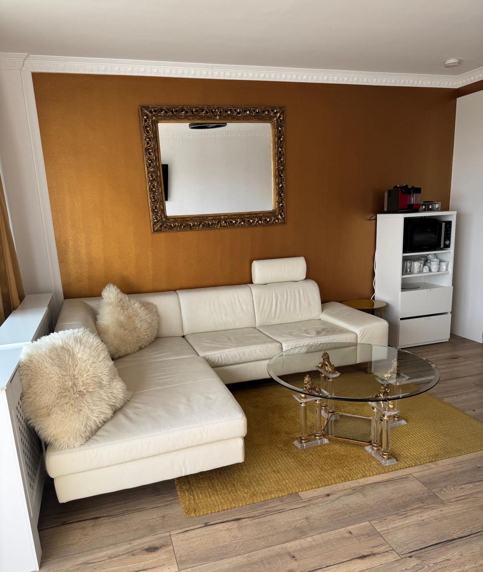 Tiffany'S Ferienapartments Sind Alles, Ausser... Gewoehnlich!!! Тиммендорфер-Штранд Экстерьер фото